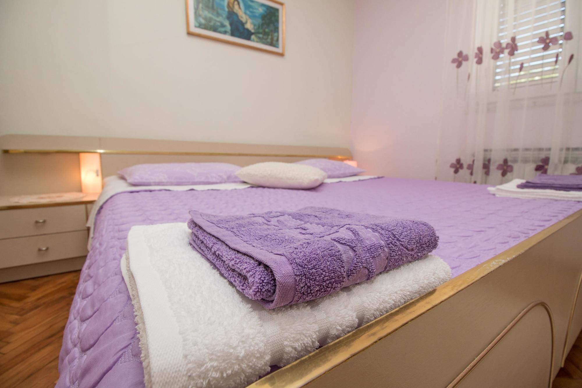 Apartments Divna Rovinj Exterior photo